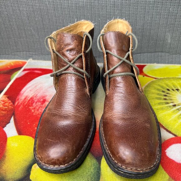 Born Mens Size 10.5M Brown Leather Lace-Up Chukka Ankle Boots - Picture 2 of 9